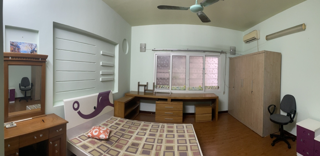 Cho thuê nhà 4 tầng tại ngõ 639 Hoàng Hoa Thám, Ba Đình. Ngõ rộng ba gác tránh. Chỉ 14tr