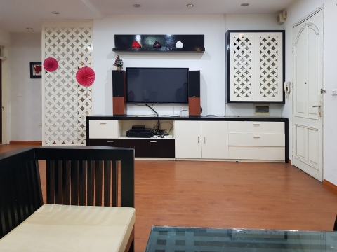 Cho thuê căn hộ 17T Hoàng Đạo Thúy, chỉ cần xách vali về ở, giá 14tr