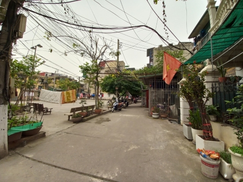 BÁN CĂN TÂP THỂ HƠN 700 /TR TẦNG 2 LÔ GÓC 60M2 2 NGỦ WC KHÉP KÍN