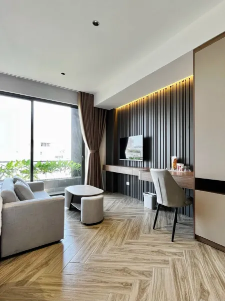 CĂN HỘ MỚI 100% Sang trọng: 1 Phòng ngủ, Phòng khách, Hiện đại, Ban công