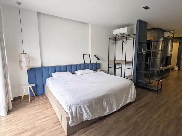 Cho thuê căn hộ studio có ban công tại đường Nguyễn Gia Trí, quận Bình Thạnh