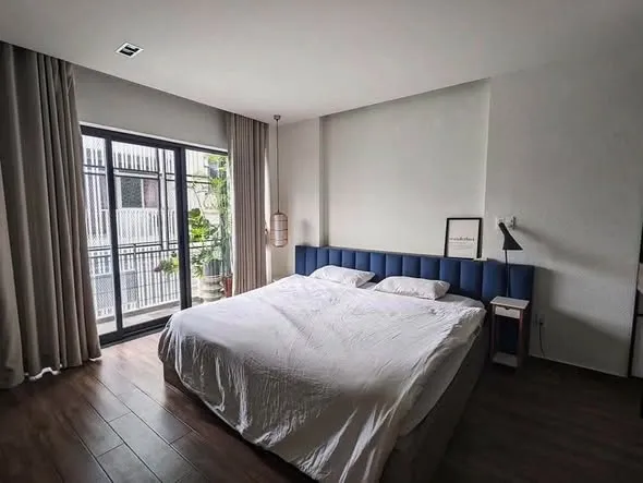 Cho thuê căn hộ studio có ban công tại đường Nguyễn Gia Trí, quận Bình Thạnh