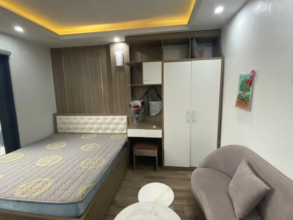 Cho thuê Căn hộ chung cư mini Full đồ cao cấp. Ban công View Hồ Tây cực Chill. Chỉ 7.5tr