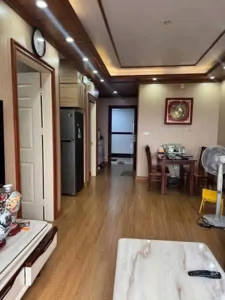 Bán căn hộ toà 18T1 Golden An Khánh cách cổng chào NAM AN KHÁNH 200m